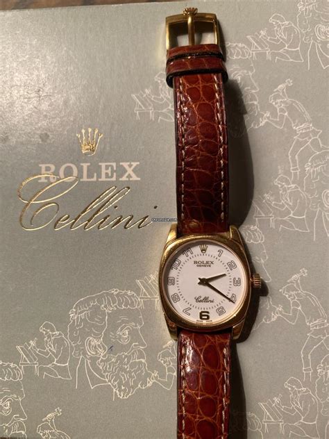 Vendesi Rolex Cellini Date per 12.343 